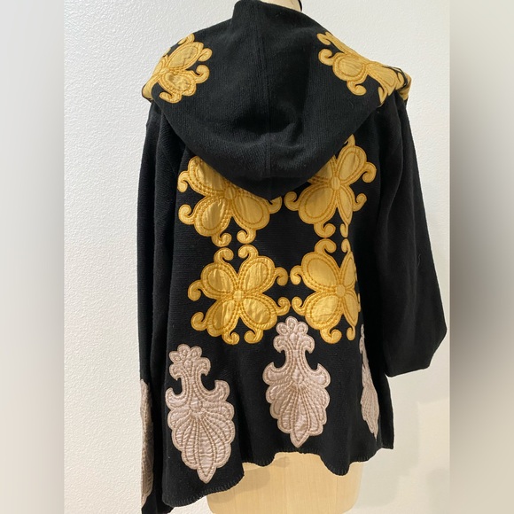 Johnny Was BIYA Gold Kaia Applique Embroidered Black Hoodie Open Cardigan - Picture 3 of 5